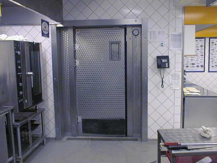 PU single leaf swing doors